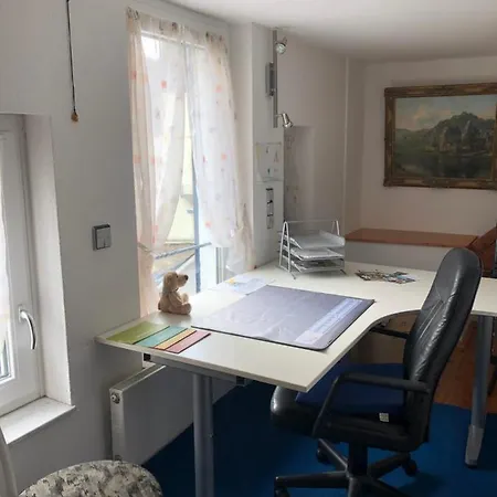 ホームステイ Doppelzimmer Mit Arbeitsplatz, Zustellbett Und Garten ヴィンニンゲン